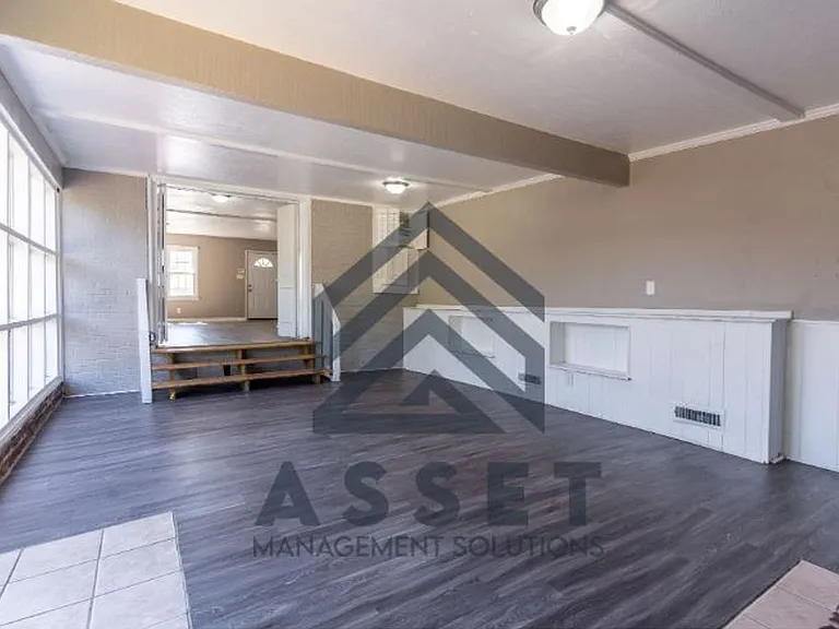 3129 NW 41st St — Photo 12