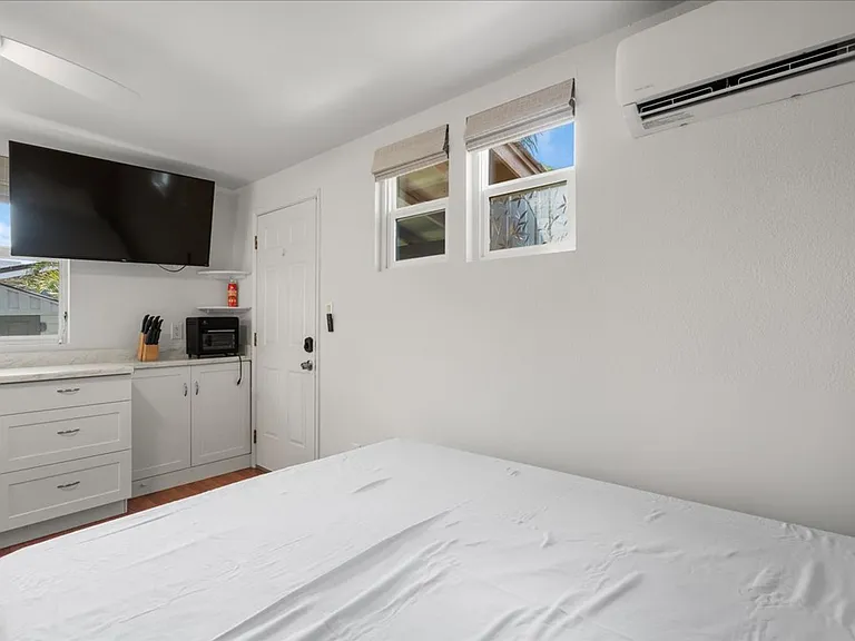 225 Humupea St — Photo 10