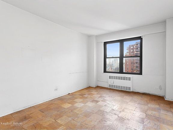 4th image of 212 E Broadway APT G1505