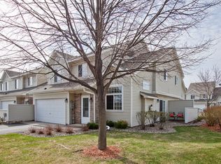 8932 Spring Ln, Woodbury, MN 55125