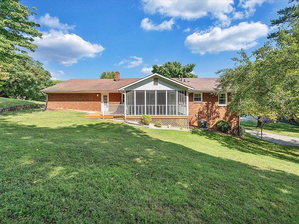 1st image of 6830 Autumn Wood Ln