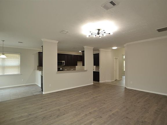 5th image of 15122 Glazed Branch Dr