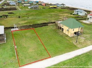 986 Bolivar Dunes Blvd, Gilchrist, TX 77617