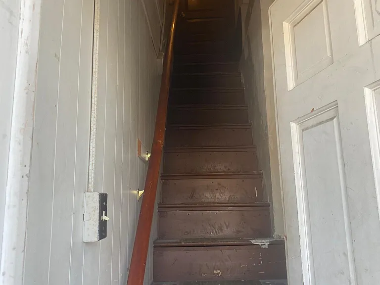 1855 Market St #2 — Photo 9