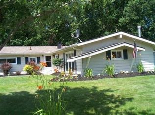 9080 Milford Dr, Northfield, OH 44067