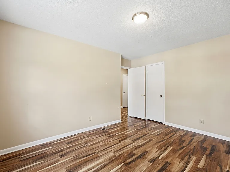 5914 Ormskirk Dr — Photo 28