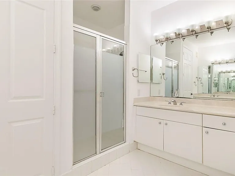 2692 Center Court Dr #2-32 — Photo 14