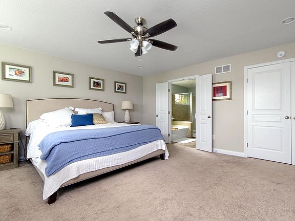 2nd image of 845 Emerald Dr