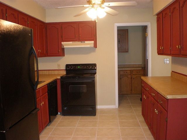 2nd image of 808 Sandy Cv