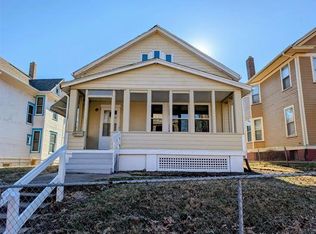 501 W 8th St, Davenport, IA 52803