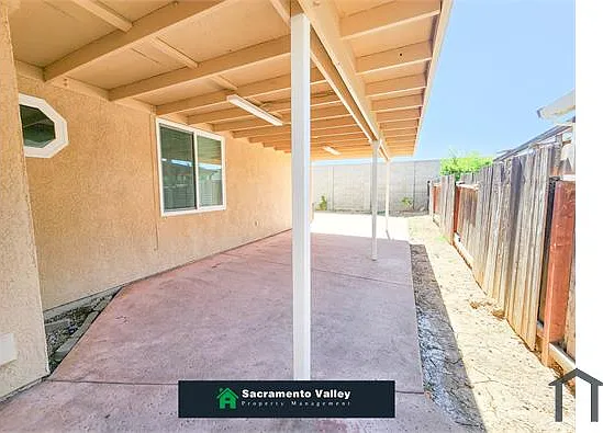 1901 Yarnell Way — Photo 25