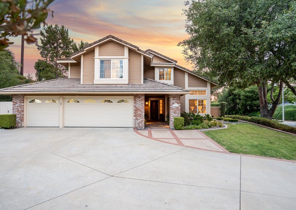 1st image of 5660 Shemiran St