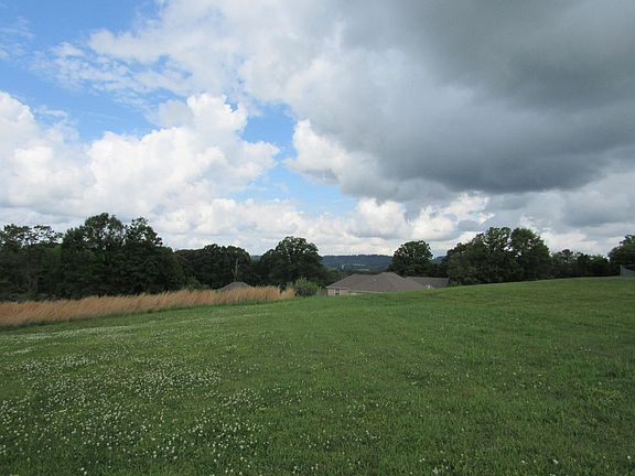 4th image of Smoky View Ln