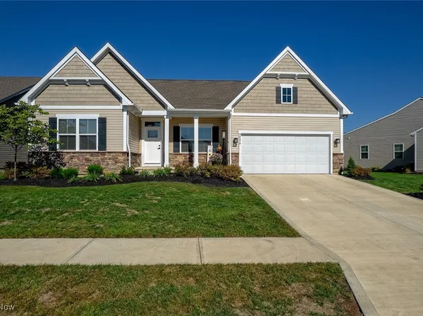 34674 N Legends Way, Grafton, OH 44044
