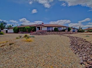 1065 W Fairway Dr, Mesa, AZ 85201