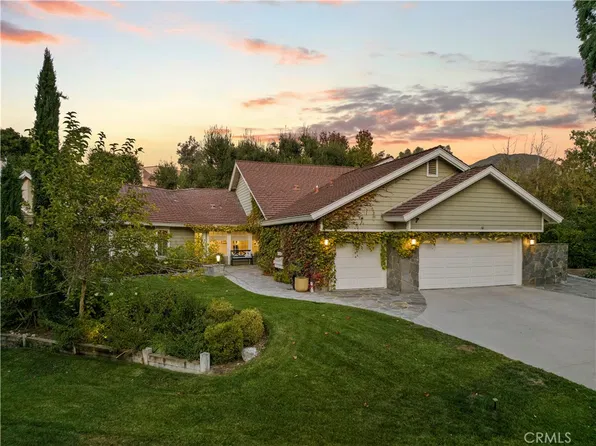 15533 Saddleback Rd, Santa Clarita, CA 91387