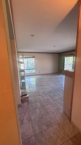 470 N Civic Dr Photo 1