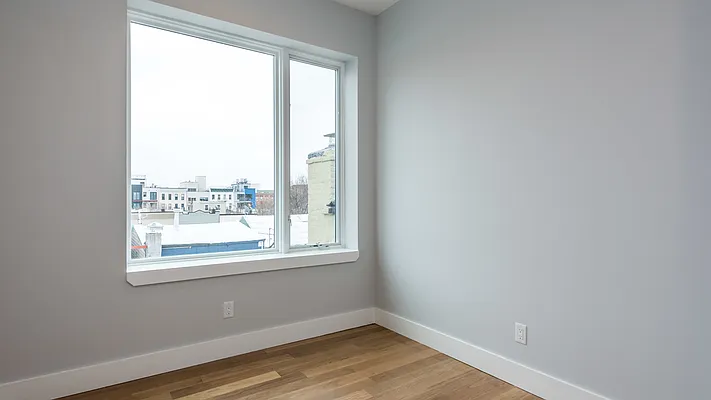 Rented by Nooklyn NYC LLC | media 31