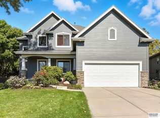 18424 Howard St, Elkhorn, NE 68022