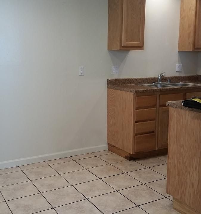 1st image of 278 Wall St #2