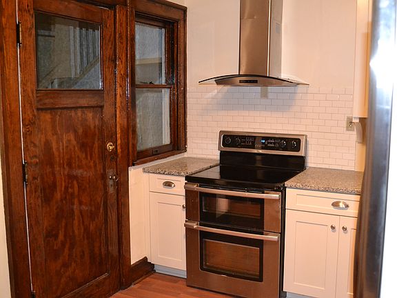 This gourmet kitchen was made for a cook, with 30-inch deep