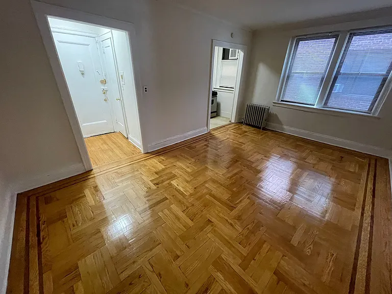 41-04 159th St #1A — Photo 3