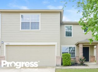 10128 Del Lago Ct, San Antonio, TX 78245