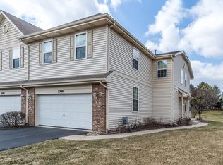1099 W Birch Ln, Romeoville, IL 60446
