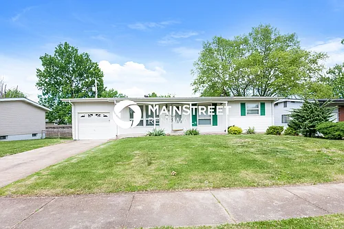735 Blackbird Dr Photo 1