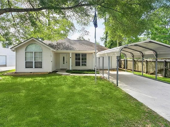 1105 Forest Ln, Mandeville, LA 70448