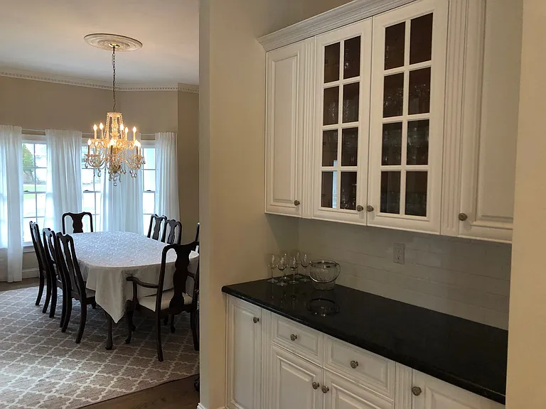 24 Bridle Path — Photo 16