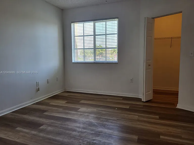 8070 N Nob Hill Rd #208 — Photo 8