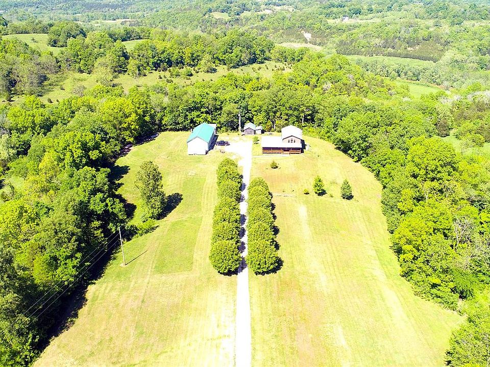 1st image of 460 Red River Rd
