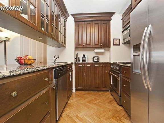 5th image of 275 W 96th St APT 21A
