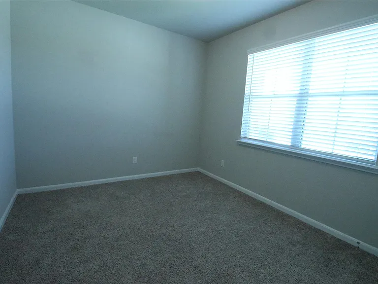 4007 Prairie Landing Ln — Photo 15