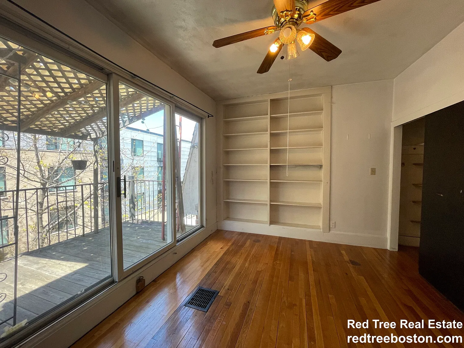 5 bed, 2000 sqft, $9,000 — Photo 1