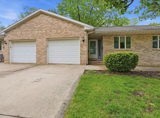500 W South St #4, Pontiac, IL 61764