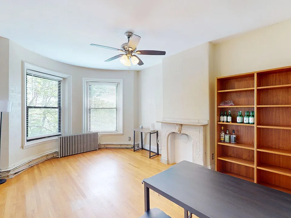 71 Hammond St #8H