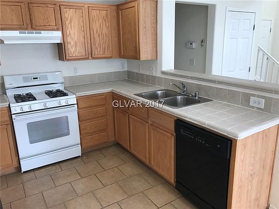 4th image of 10345 Adrianna Ave #0