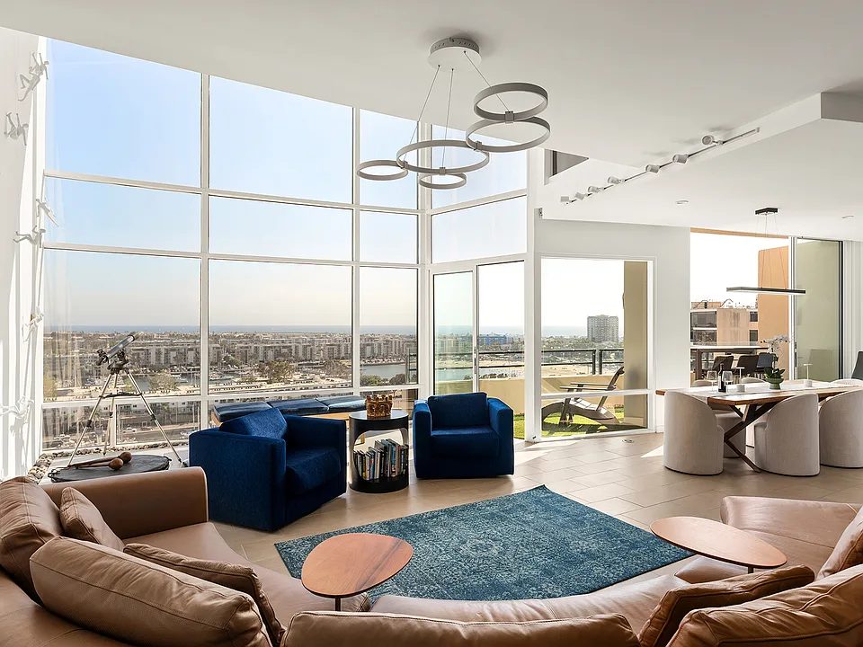 4314 Marina City Dr #Penthouse 18