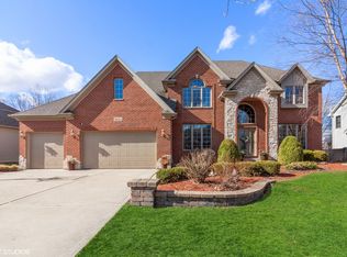 26045 Whispering Woods Cir, Plainfield, IL