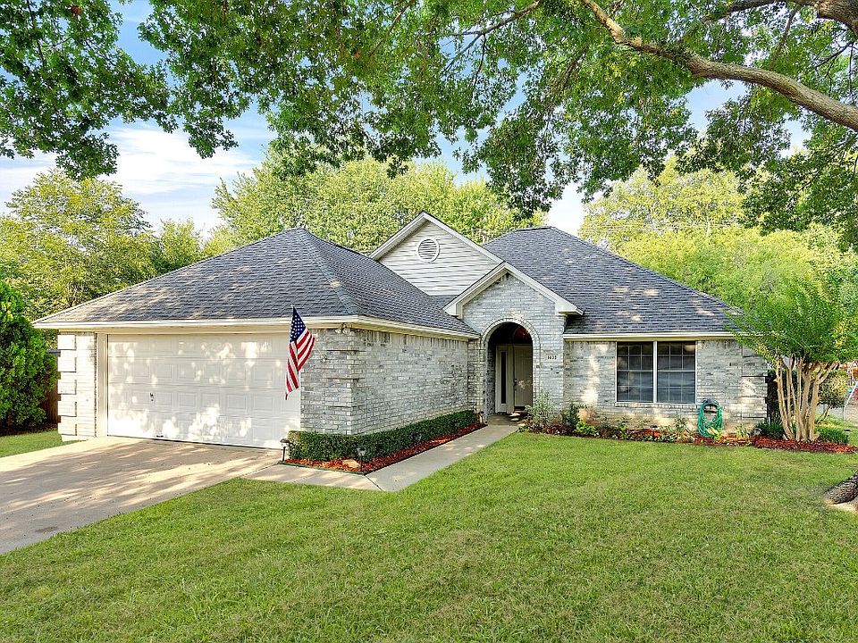 1st image of 1409 Wellington Dr