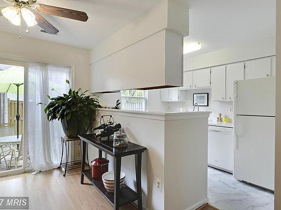 3rd image of 15745 Ambiance Dr