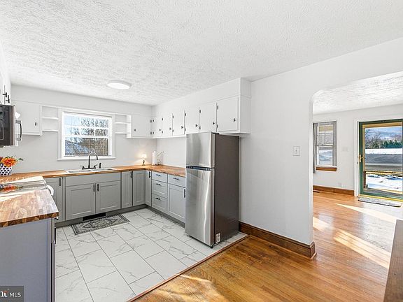 3rd image of 296 W Main St