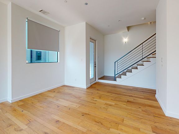4th image of 2711 Kimsey Dr Unit 101