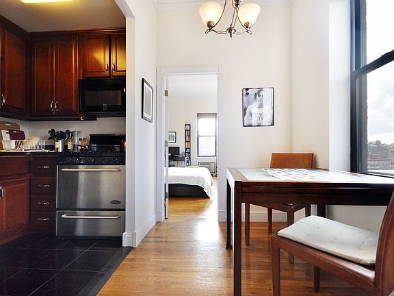 4th image of 78 W 85th St APT 7B