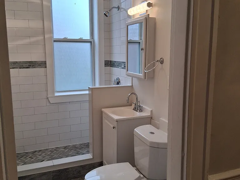 1185 Commonwealth Ave #7 — Photo 6