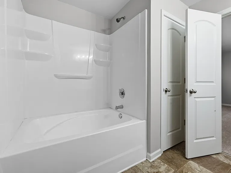 152 Evvalane Dr — Photo 30