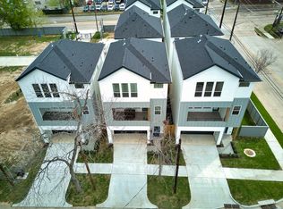 4852 Pinemont Dr, Houston, TX 77091