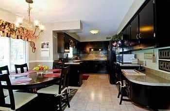 5th image of 8901 Catalina Dr